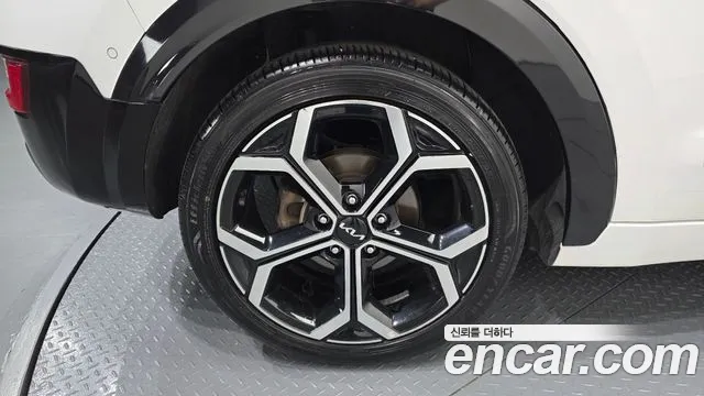 Kia Niro The All New Niro Signature — Фото автомобиля 21