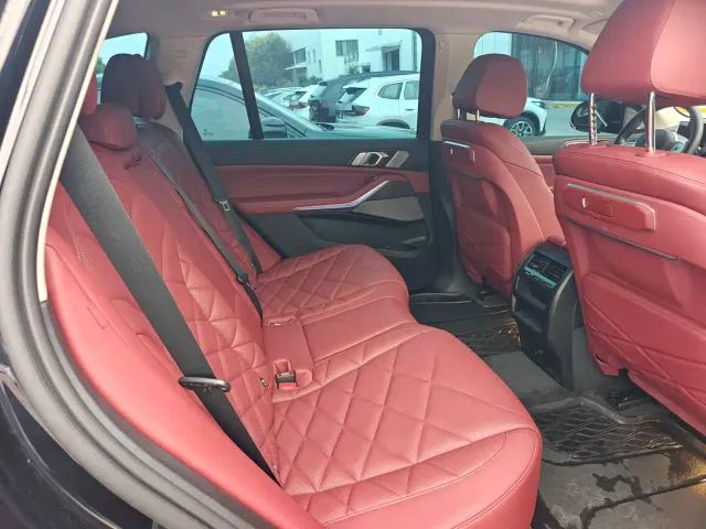 BMW X5 — Фото автомобиля 6