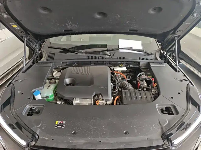 Volvo XC70 Plug-in Hybrid — Фото автомобиля 19