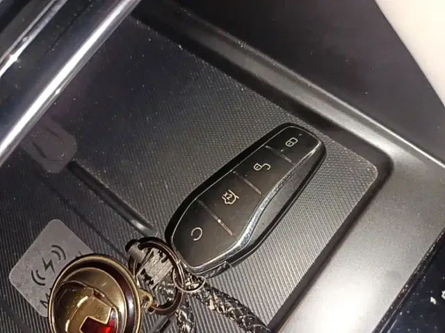 BYD Song PLUS — Фото автомобиля 8