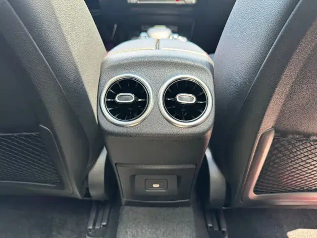 Mercedes-Benz A-Class — Фото автомобиля 18