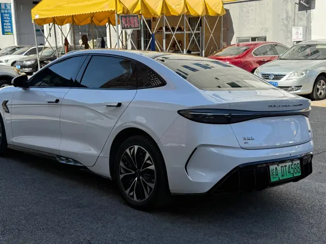 BYD Seal — Фото автомобиля 8
