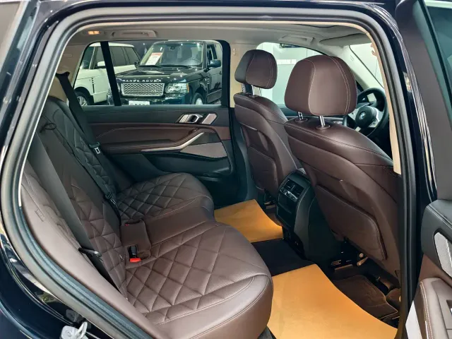 BMW X5 — Фото автомобиля 7