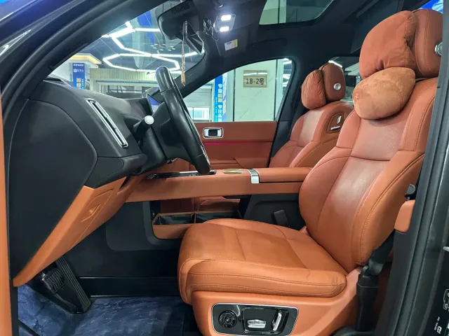 Li Auto L9 — Фото автомобиля 9