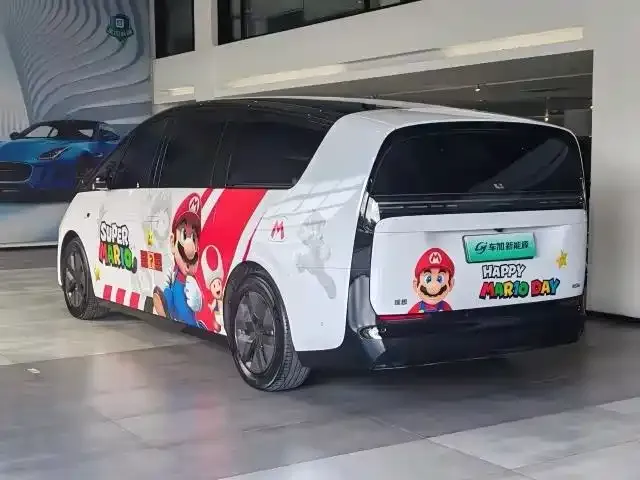Li Auto MEGA — Фото автомобиля 4