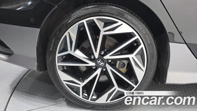 Hyundai Ioniq6 Long Range AWD — Фото автомобиля 3