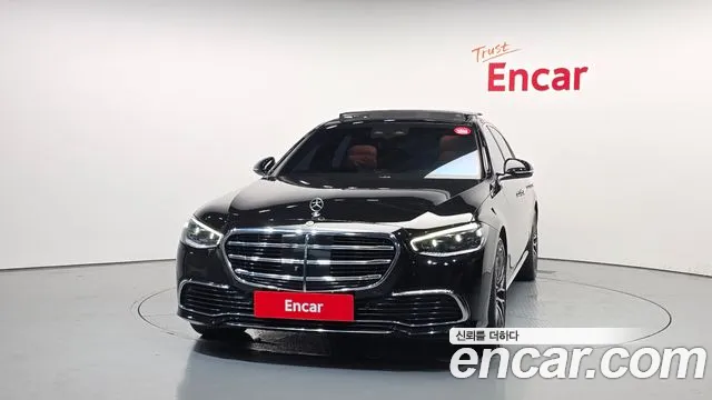 Mercedes-Benz S-Class — Фото автомобиля 3