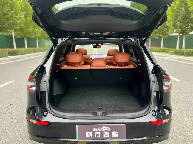 Changan Qiyuan Q07 — Фото автомобиля 28