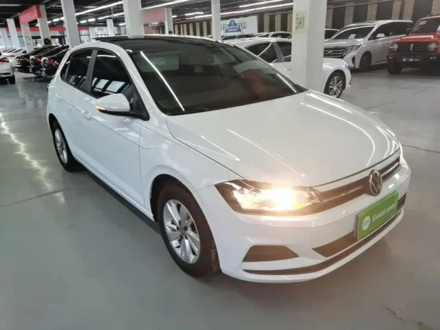 Volkswagen Polo — Фото автомобиля 3