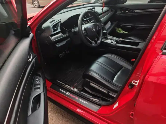 Honda Civic — Фото автомобиля 9