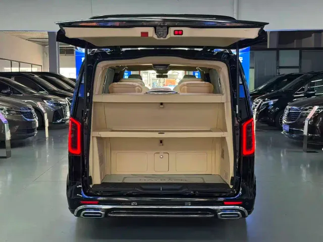 Mercedes-Benz Vito 2021 2.0T Business Edition 7-seater — Фото автомобиля 12