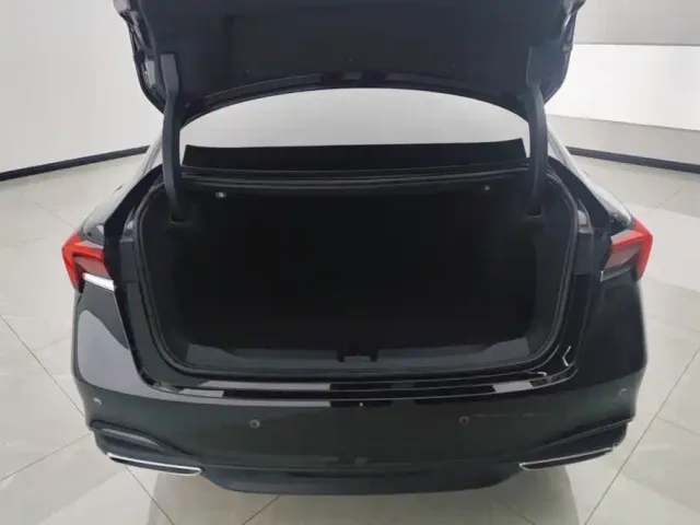 Buick LaCrosse — Фото автомобиля 4