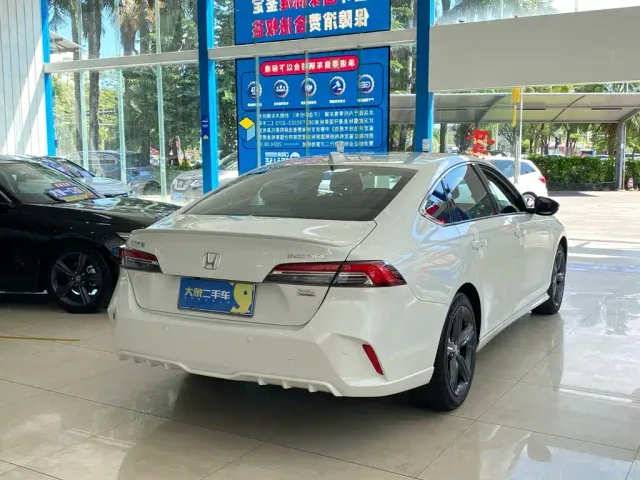Honda Inspire — Фото автомобиля 12