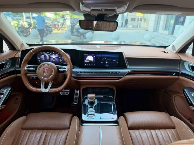 Hongqi H9 — Фото автомобиля 17