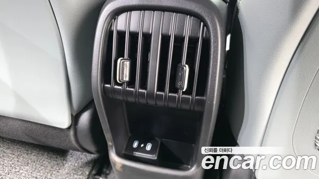 Hyundai Kona Kona (SX2) Бензин 1.6 турбо 2WD — Фото автомобиля 29