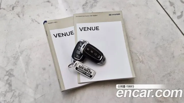 Hyundai Venue — Фото автомобиля 9