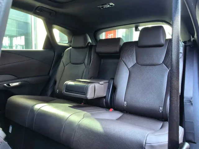 Lexus RX — Фото автомобиля 5