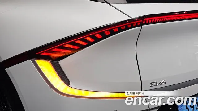 Kia EV6 — Фото автомобиля 23