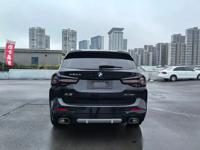 BMW X3 — Фото автомобиля 10