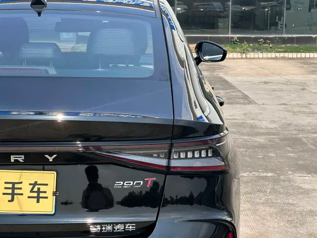 Chery Arrizo 8 — Фото автомобиля 12
