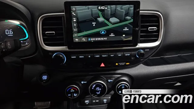Hyundai Venue Venue 1.6 Premium — Фото автомобиля 14