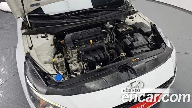 Hyundai AVANTE Avante (CN7) — Фото автомобиля 6