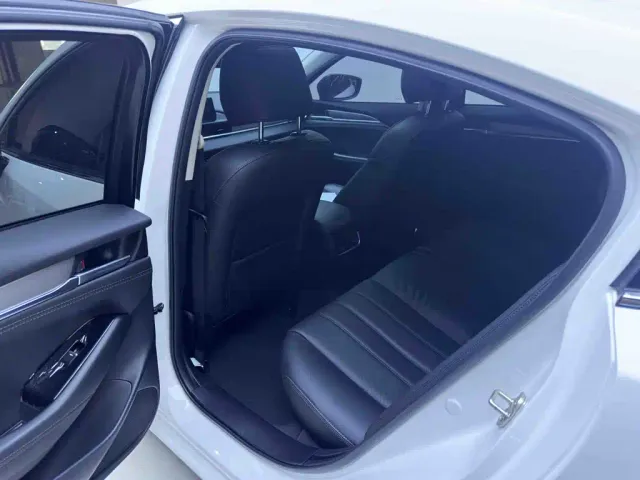 Mazda Atenza — Фото автомобиля 10