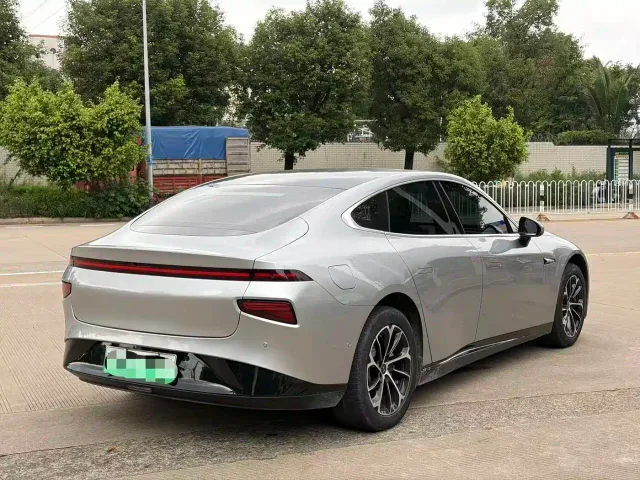 Xpeng P7 — Фото автомобиля 6