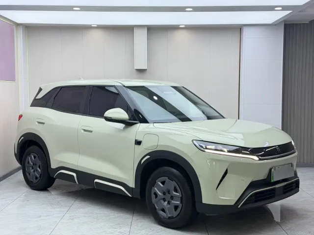 BYD Yuan UP — Фото автомобиля 3