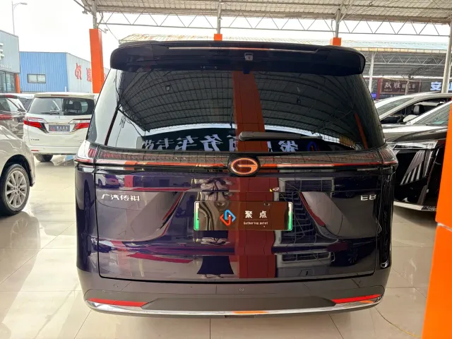 GAC Trumpchi E8 — Фото автомобиля 5