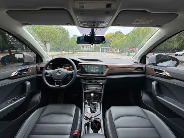 Volkswagen Tharu — Фото автомобиля 8