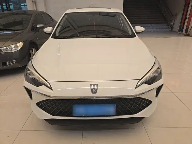 Roewe i5 — Фото автомобиля 2