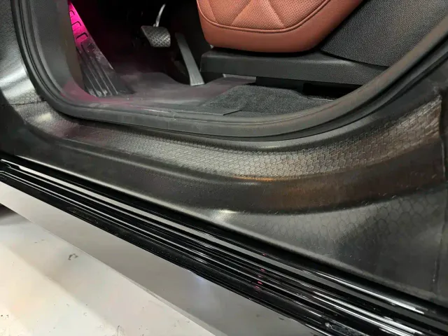 BMW iX M60 — Фото автомобиля 8