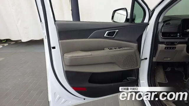 Kia Carnival 4th Gen — Фото автомобиля 13