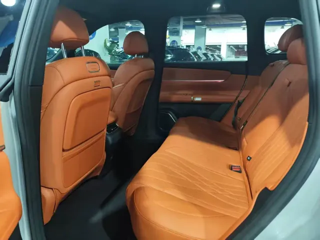 Changan Qiyuan Q07 — Фото автомобиля 7