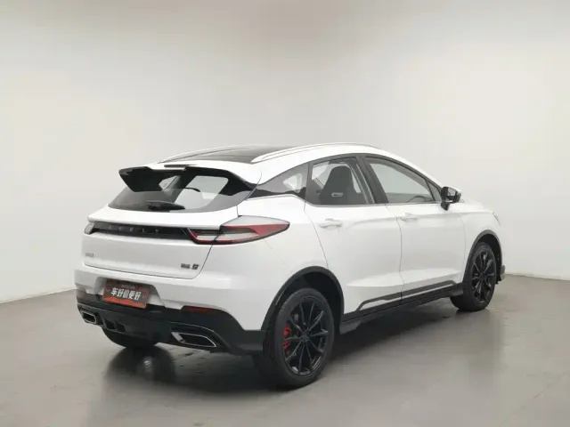 Geely Emgrand S — Фото автомобиля 2