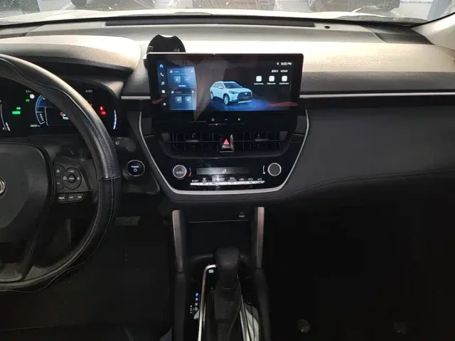 Toyota Corolla Cross — Фото автомобиля 12
