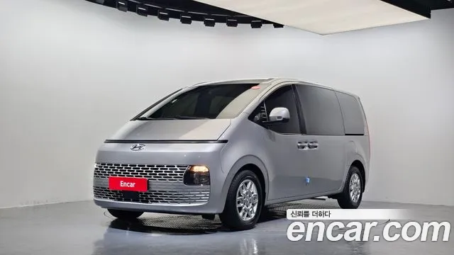 Фотография автомобиля — Hyundai Staria