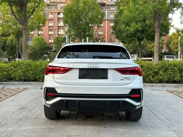 Audi Q3 Sportback — Фото автомобиля 5
