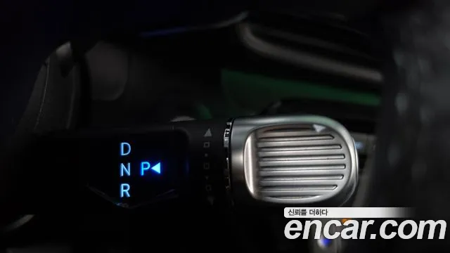 Hyundai Casper Electric — Фото автомобиля 12