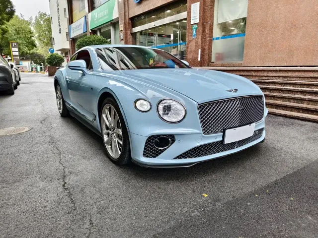 Bentley Continental — Фото автомобиля 3