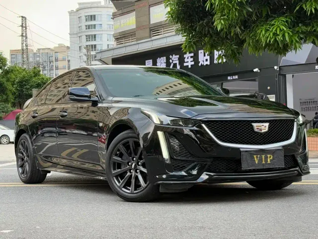 Cadillac CT5 — Фото автомобиля 3