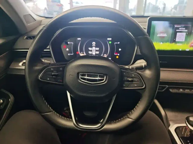 Geely Xingrui — Фото автомобиля 10