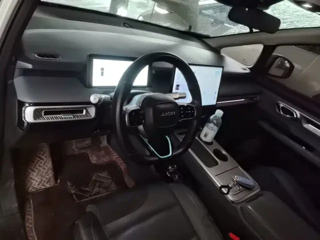 GAC Aion Y — Фото автомобиля 9