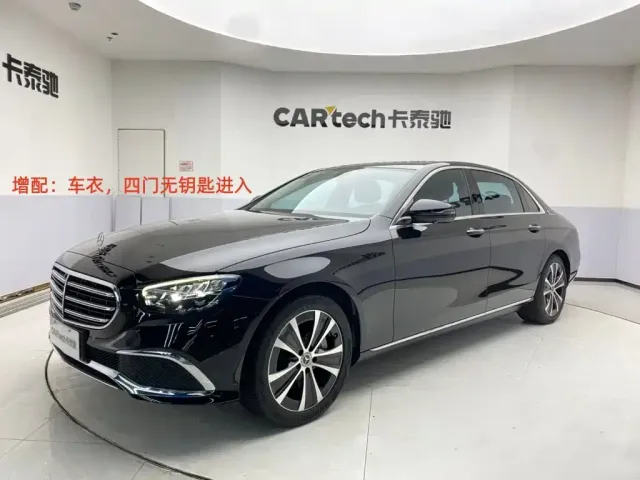 Фотография автомобиля — Mercedes-Benz E-Class