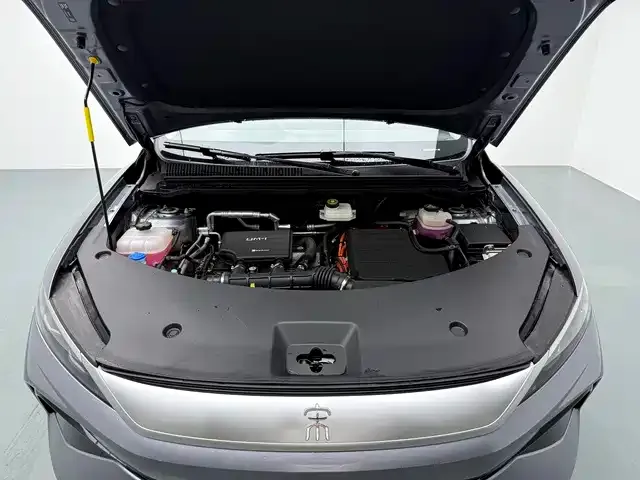 BYD Song Pro — Фото автомобиля 9