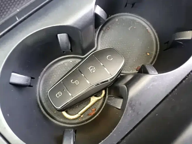 BYD Qin PLUS — Фото автомобиля 8