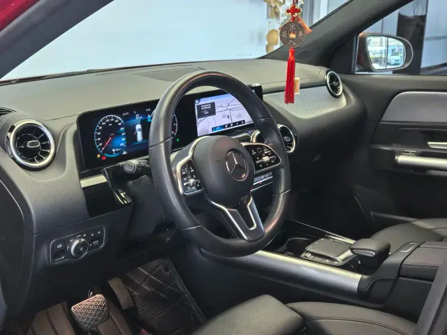 Mercedes-Benz GLA-Class — Фото автомобиля 12