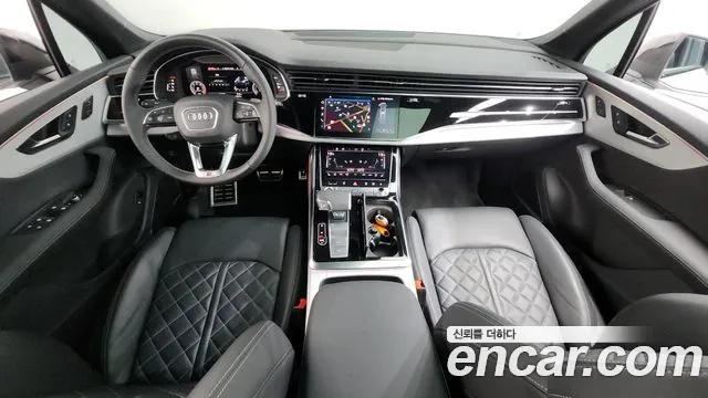 Audi Q7 — Фото автомобиля 5