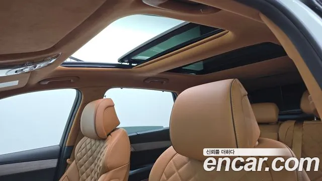 Genesis GV80 — Фото автомобиля 23
